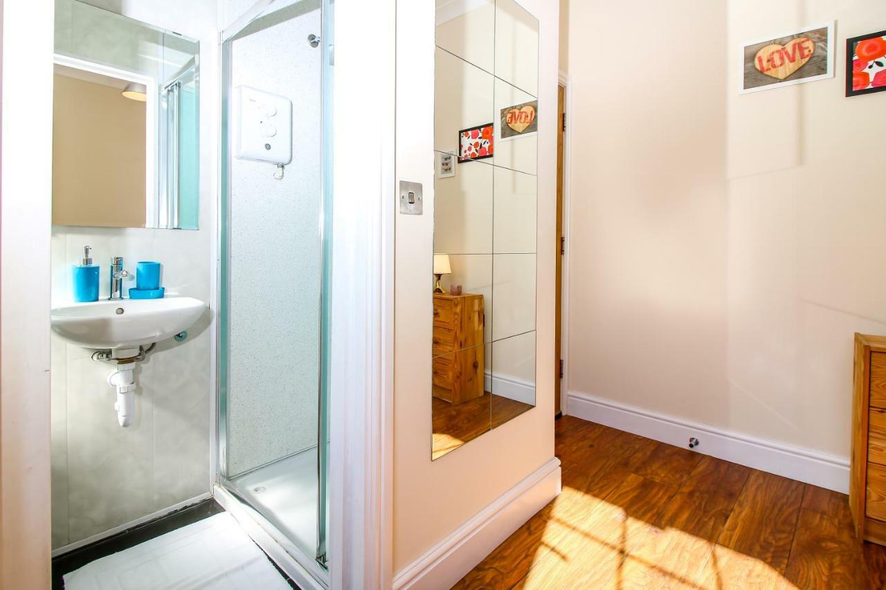 Private En-Suite Room @ Liverpool Street, Brick Ln London Luaran gambar